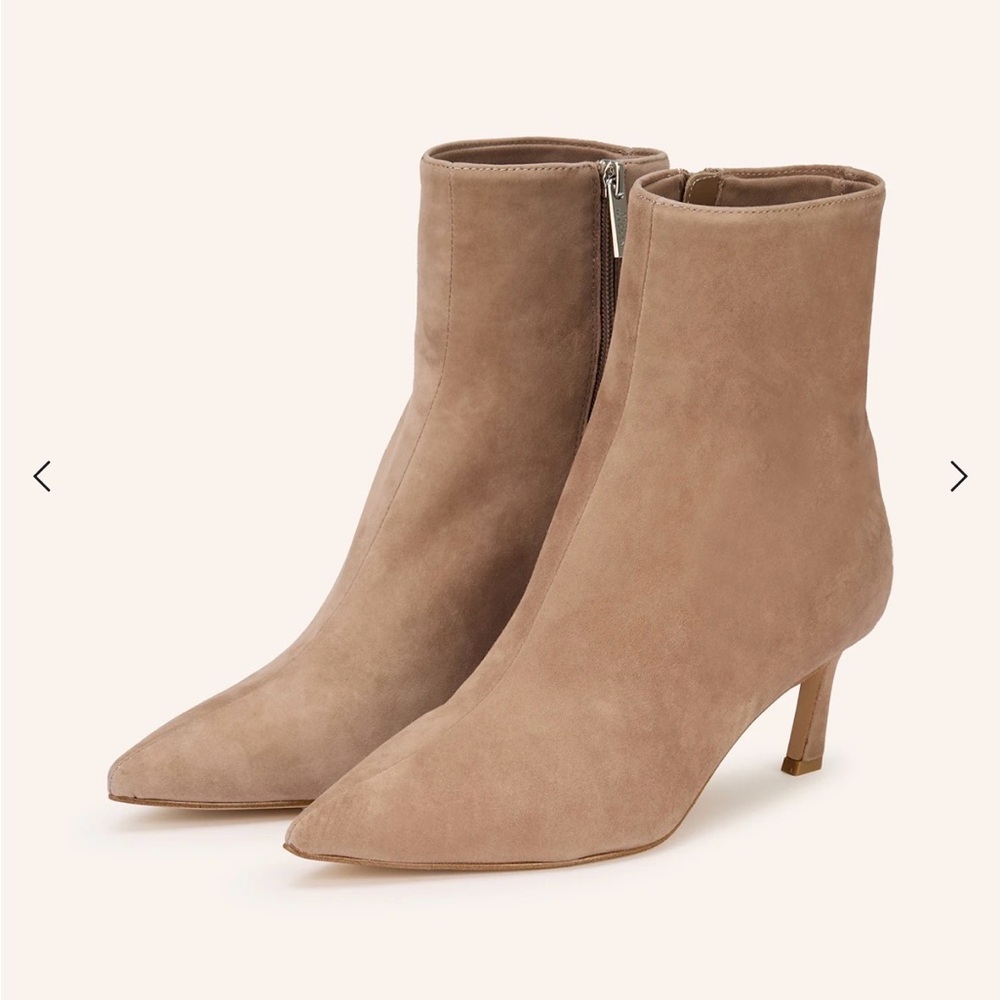 Steve Madden Tan Heeled Boots